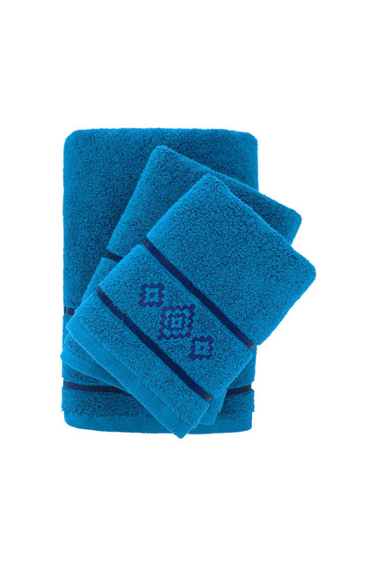Alkaram - 3 Pc Embroidered Towel Set