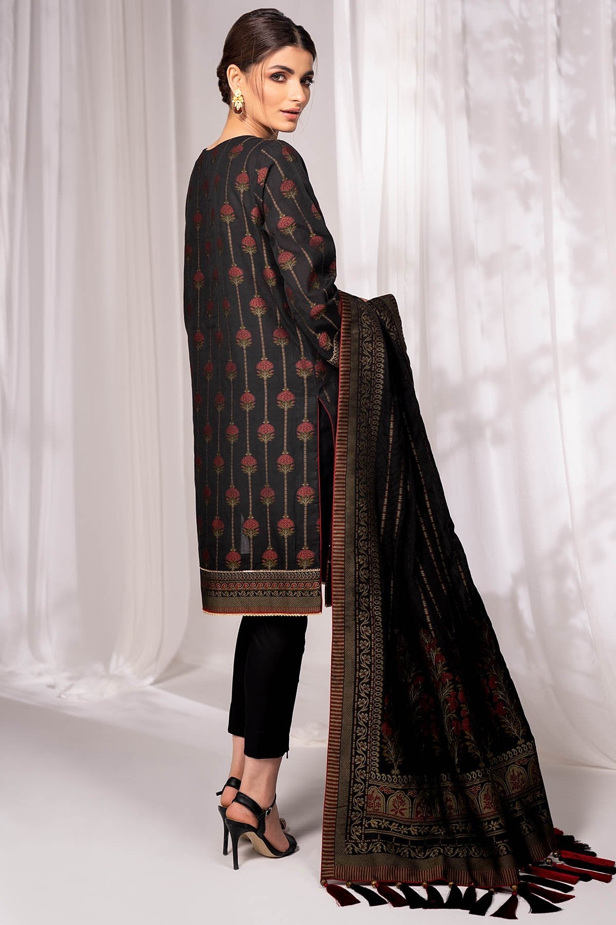 Alkaram - Three Piece Jacquard Suit with Jacquard Dupatta