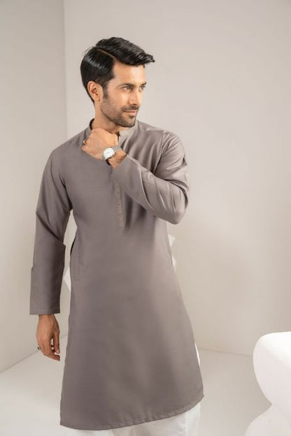 Dyed Embroidered Blended Kurta