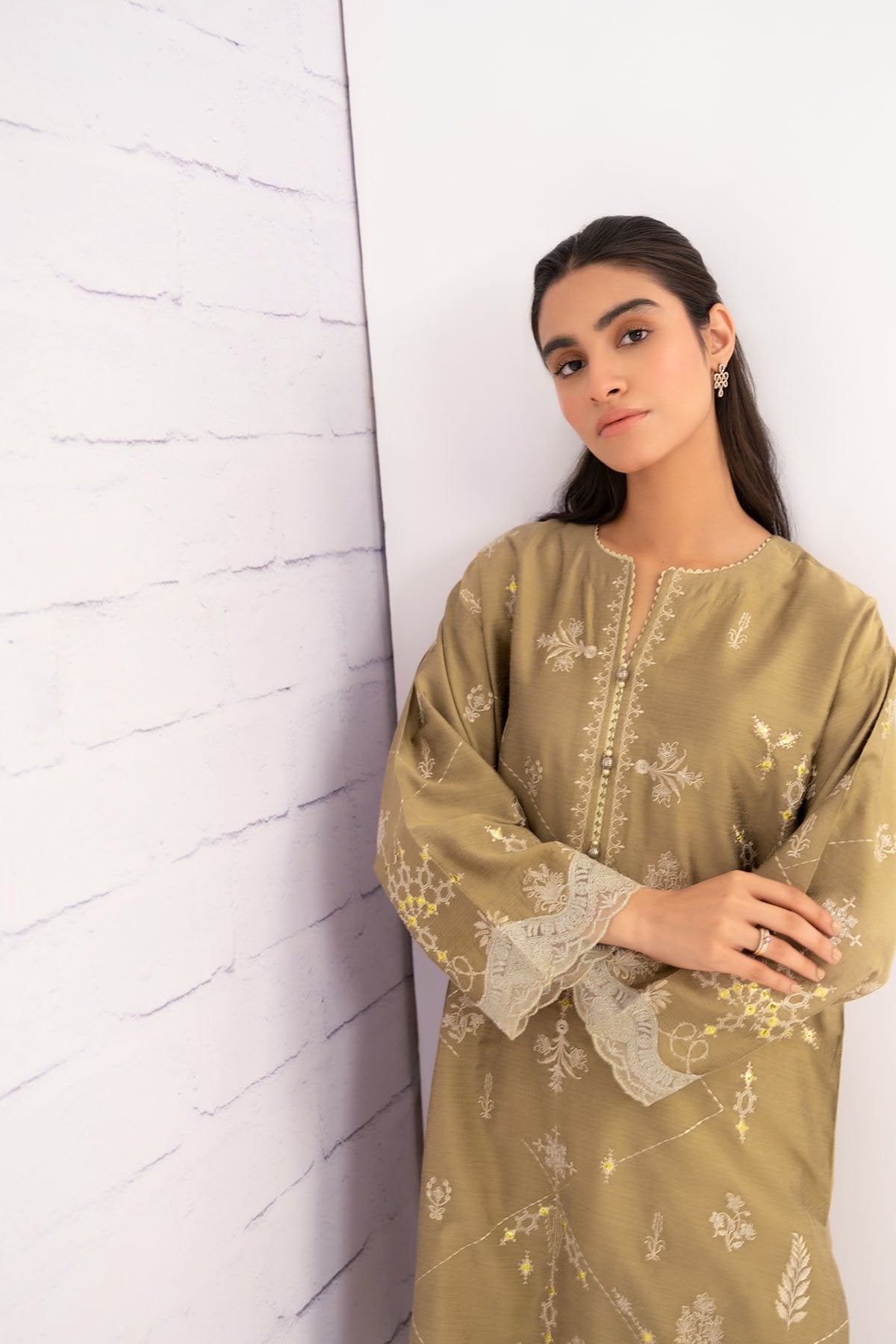 Dyed Embroidered Cotton Silk Kurti