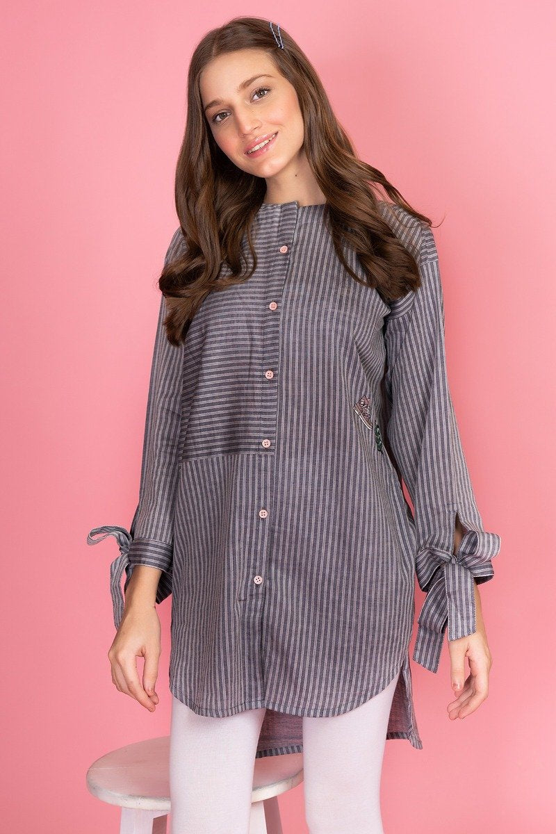 Alkaram - Embroidered Yarn Dyed Kurti