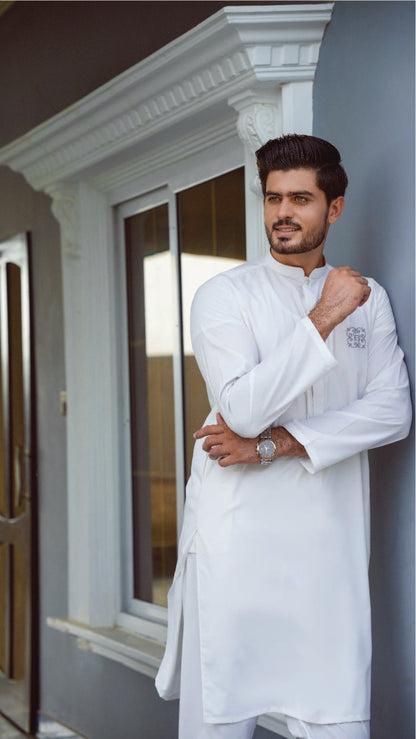 Bareeq Outfits - White Blended Kurta Pajama