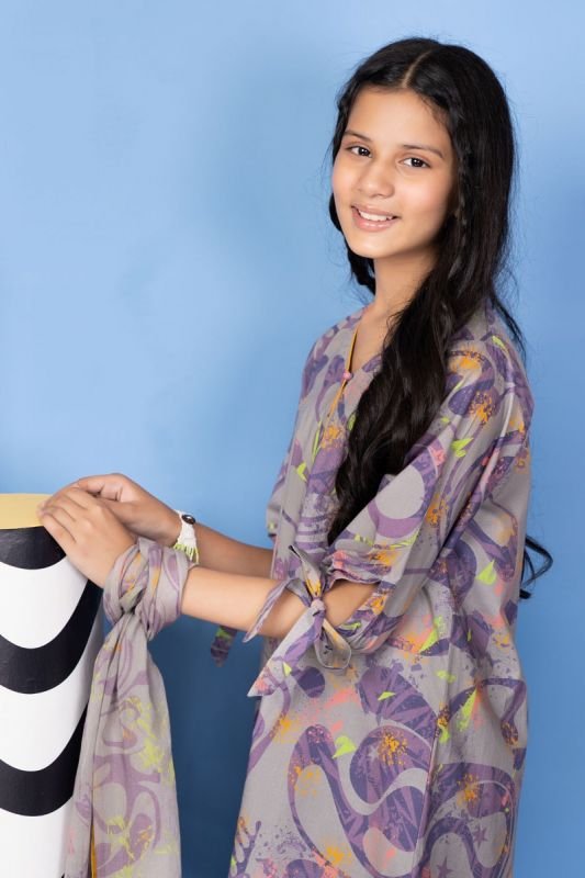 Alkaram - 3 Pc Dyed Cambric Suit