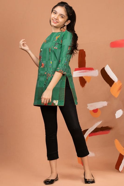 Cambric Kurti