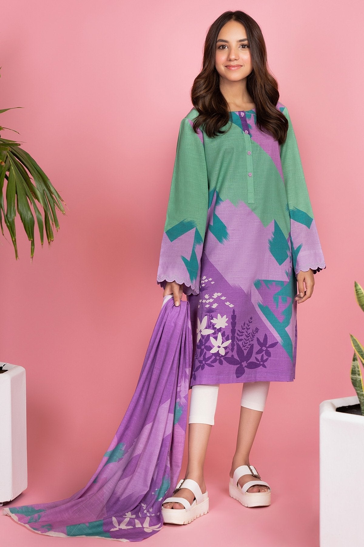 2 Pc Printed Khaddar Suit