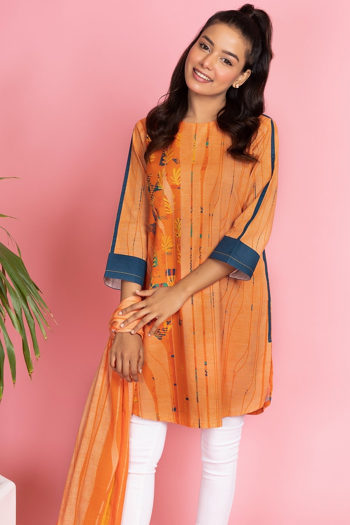 Alkaram - 2 Pc Printed Khaddar Suit