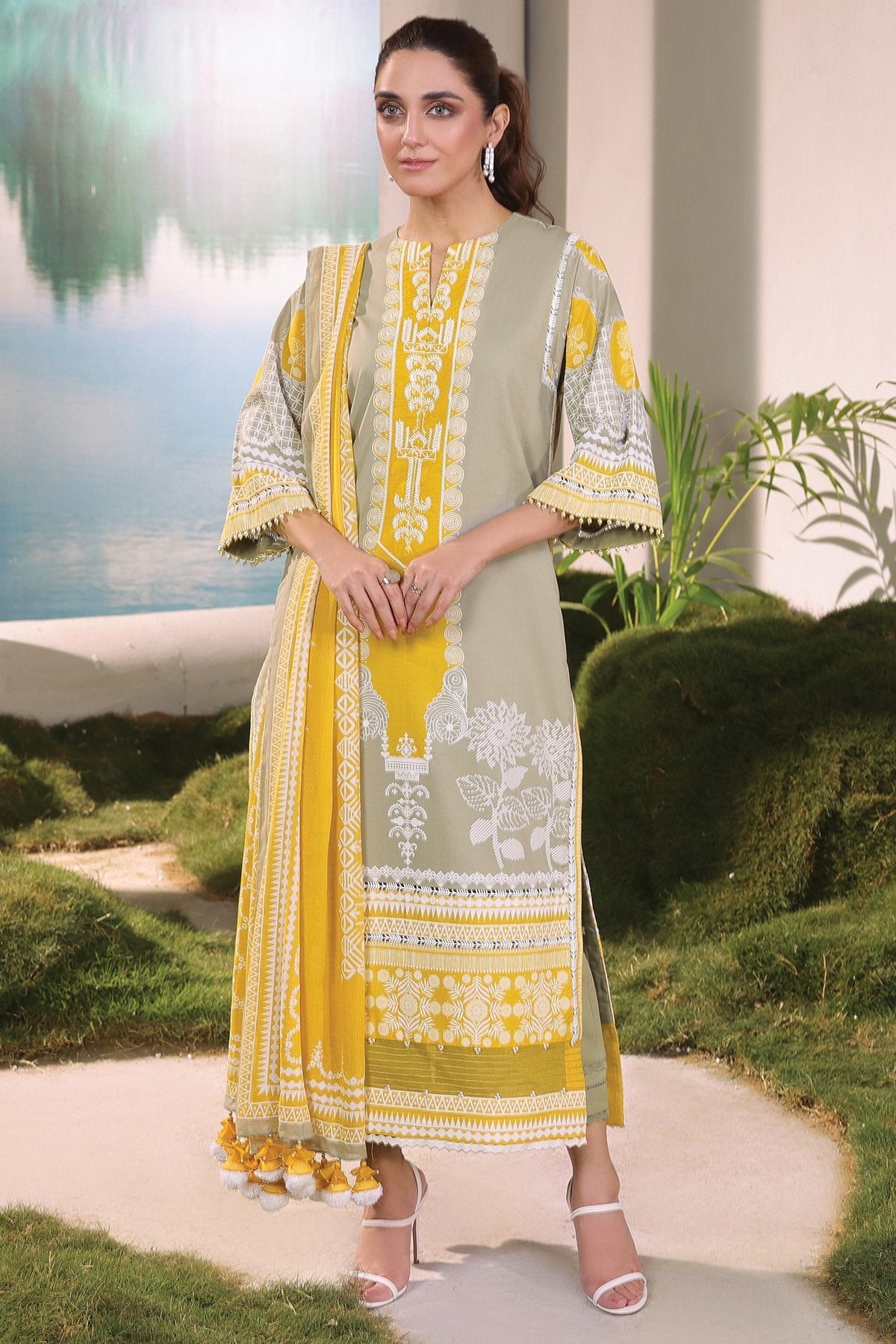 3 Pc Embroidered Cambric Suit With Cotton Net Dupatta