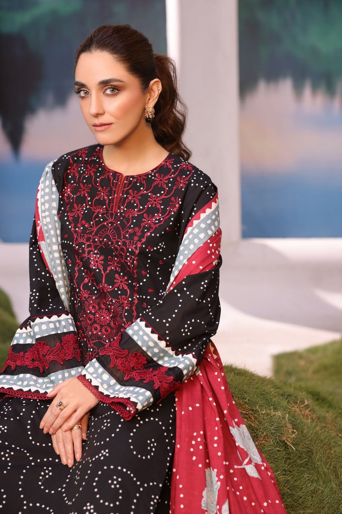 3 Pc Embroidered Cambric Suit With Lawn Dupatta