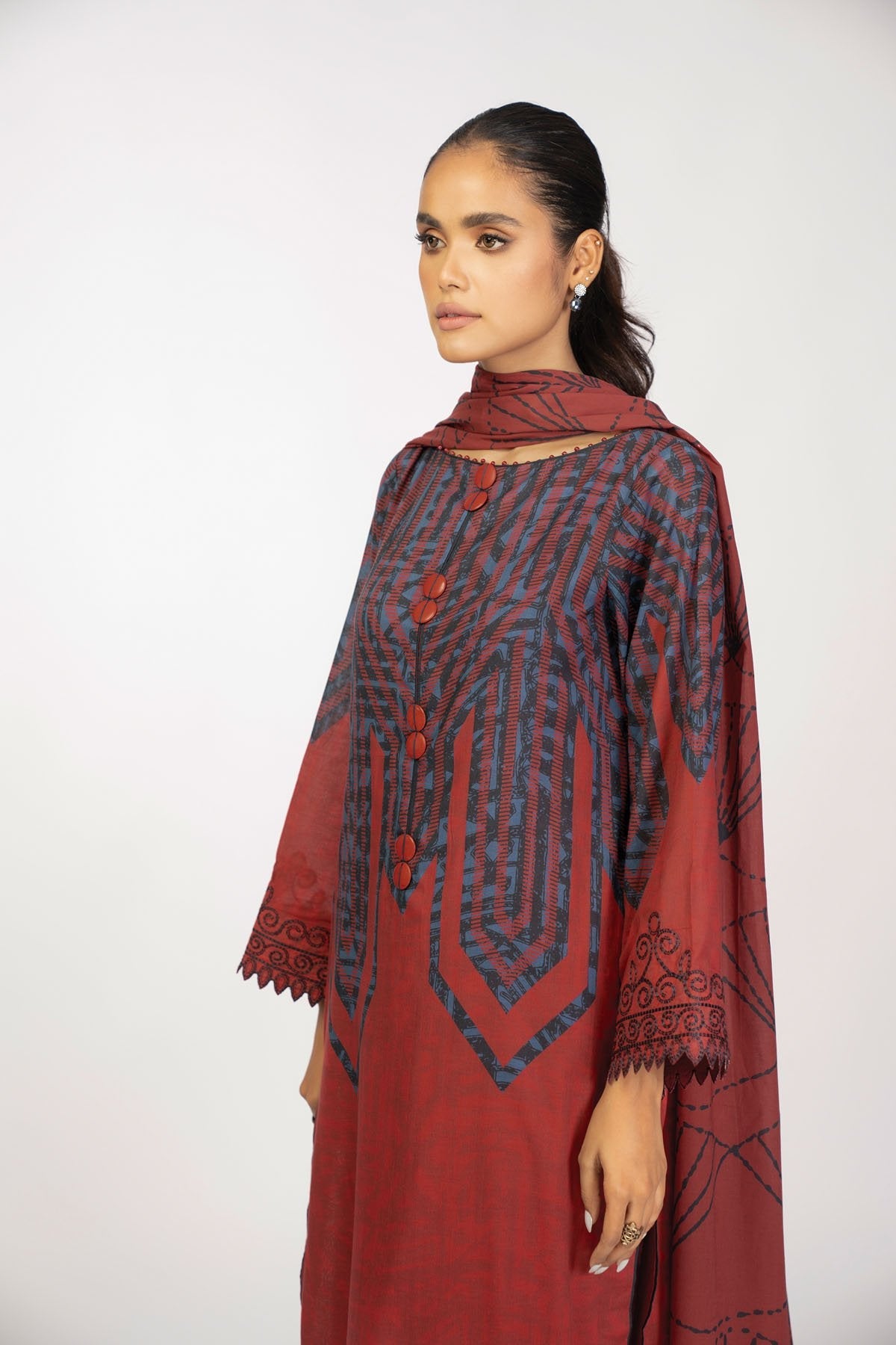 3 Pc Embroidered Cambric Suit With Lawn Dupatta