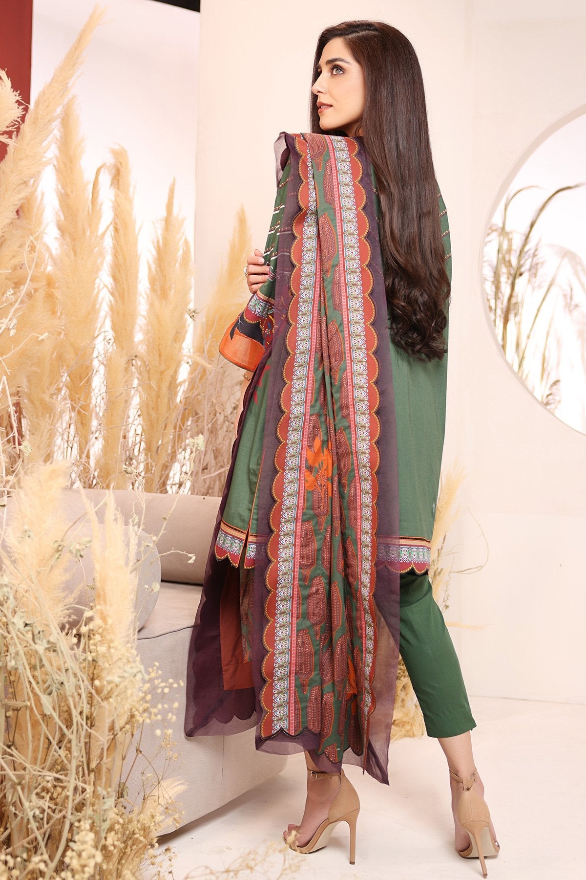 Alkaram - 3 Pc Printed Cambric Suit With Lawn Dupatta