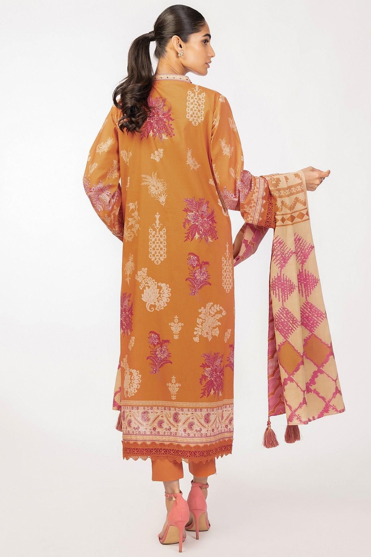 3 Pc Printed Cambric Suit With Jacquard Dupatta