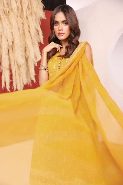 Alkaram - 3 Pc Printed Cambric Suit With Chiffon Dupatta