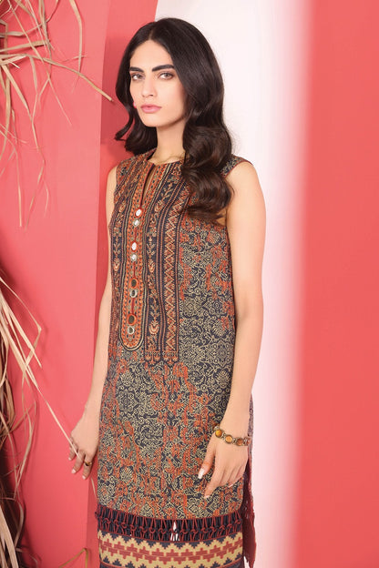 Alkaram - 2 Pc Embroidered Cambric Suit With Dyed Cambric Trouser