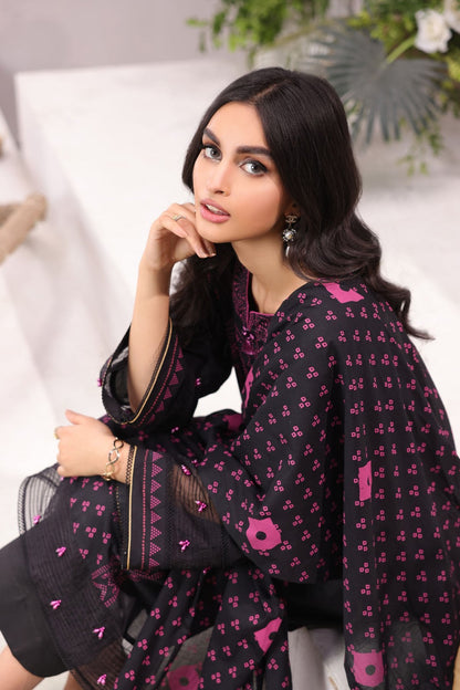 3 Pc Printed Cambric Suit With Lawn Dupatta