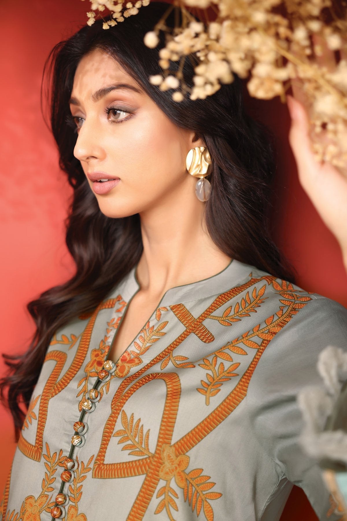 Alkaram - 2 Pc Printed Cambric Suit With Dyed Cambric Trouser