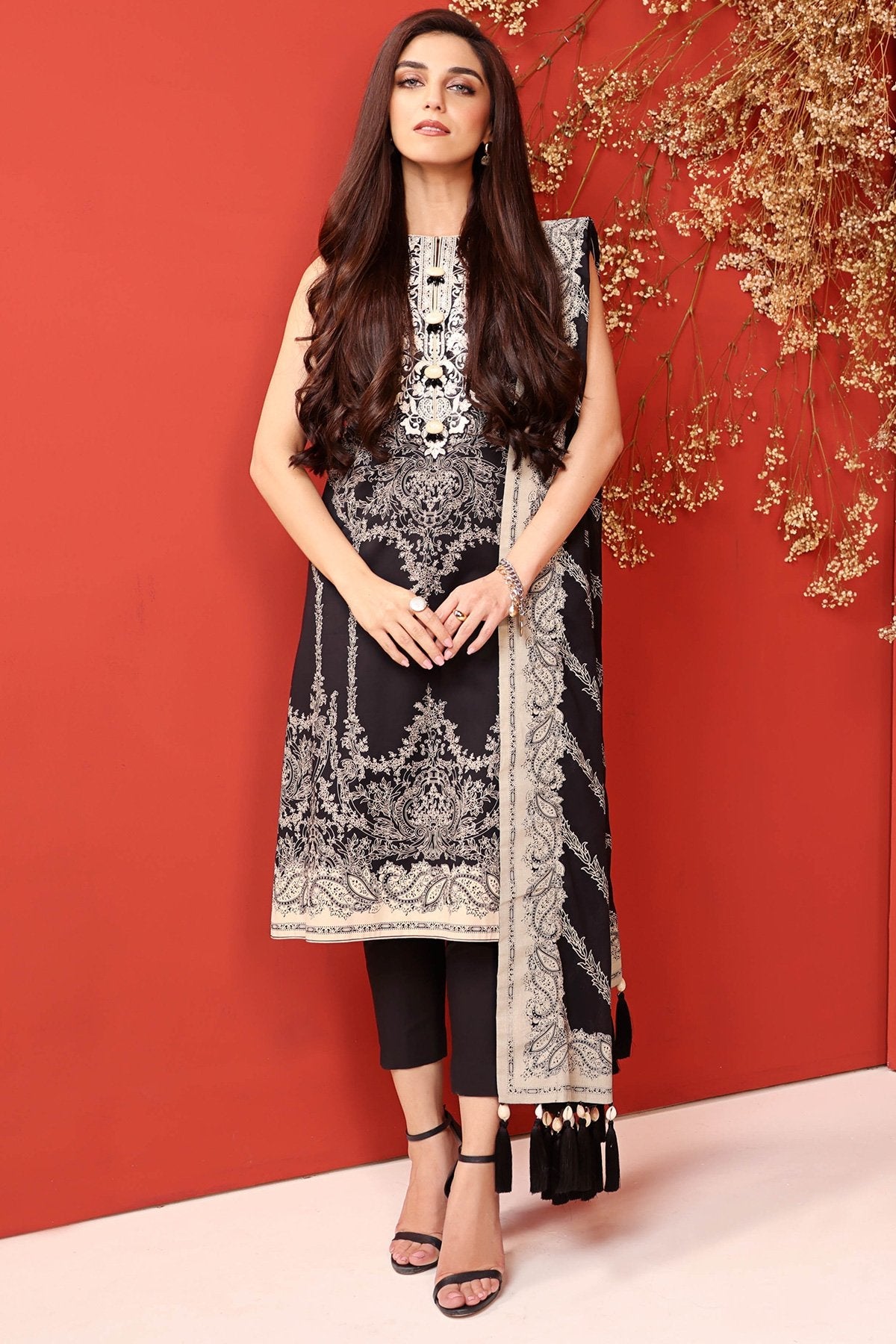 Alkaram - 2 Pc Embroidered Cambric Suit With Lawn Dupatta