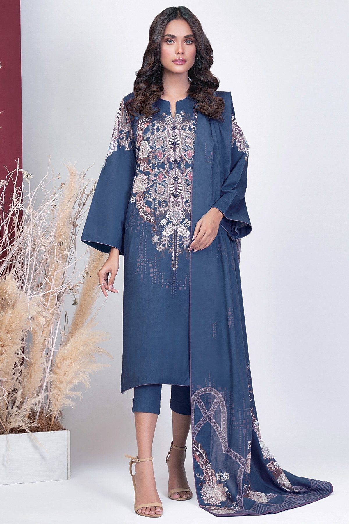 Alkaram - 3 Pc Printed Cambric Suit With Digital Lawn Dupatta