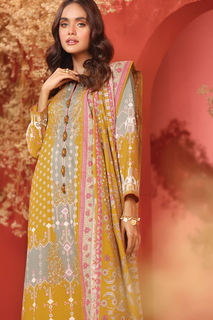 Alkaram - 3 Pc Printed Cambric Suit With Lawn Dupatta