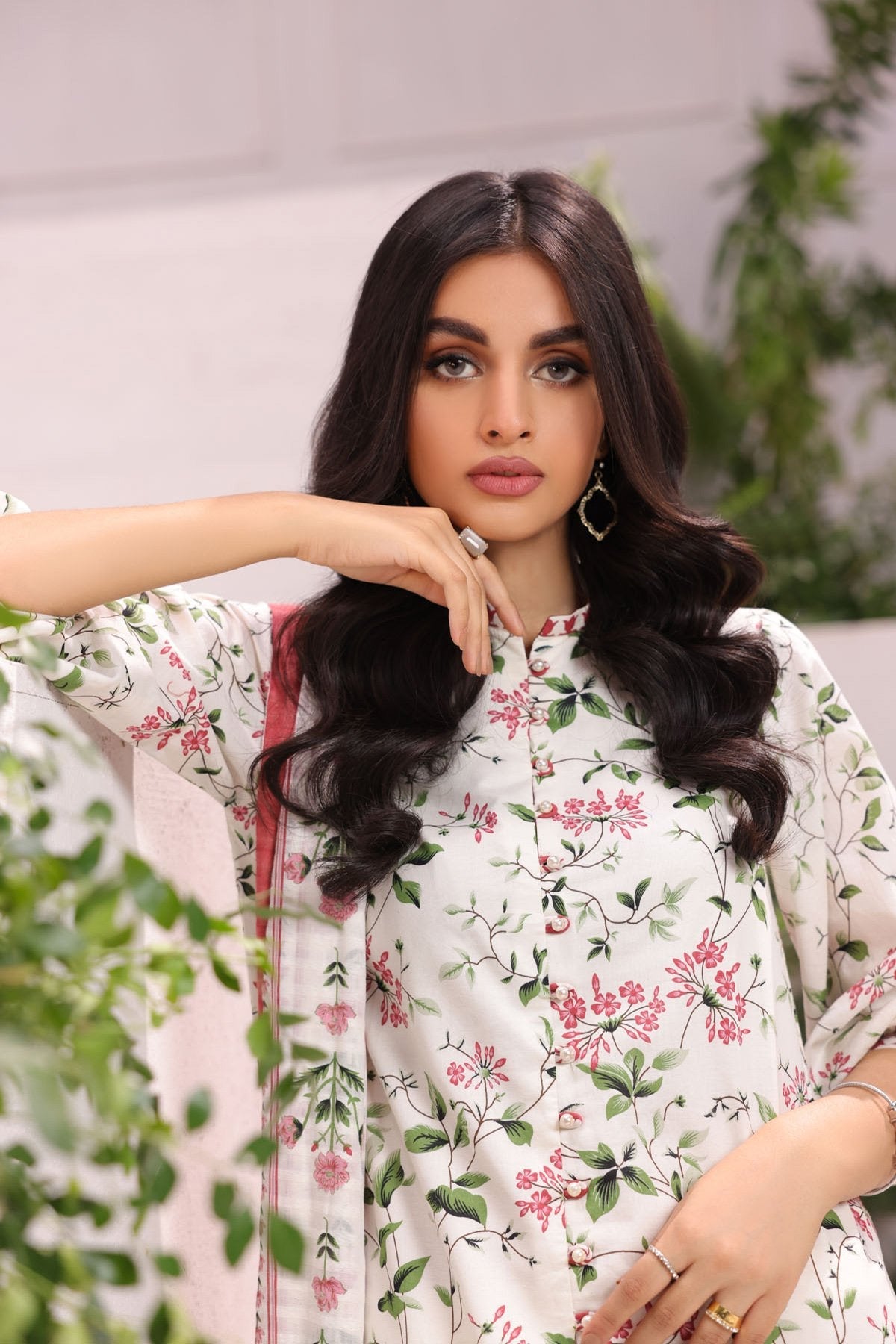 3 Pc Printed Cambric Suit With Doria Dupatta