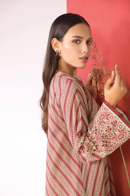 Alkaram - 2 Pc Printed Cambric Suit With Dyed Cambric Trouser