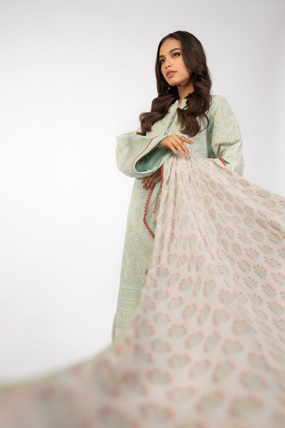 3 Pc Printed Cambric Suit With Chiffon Dupatta