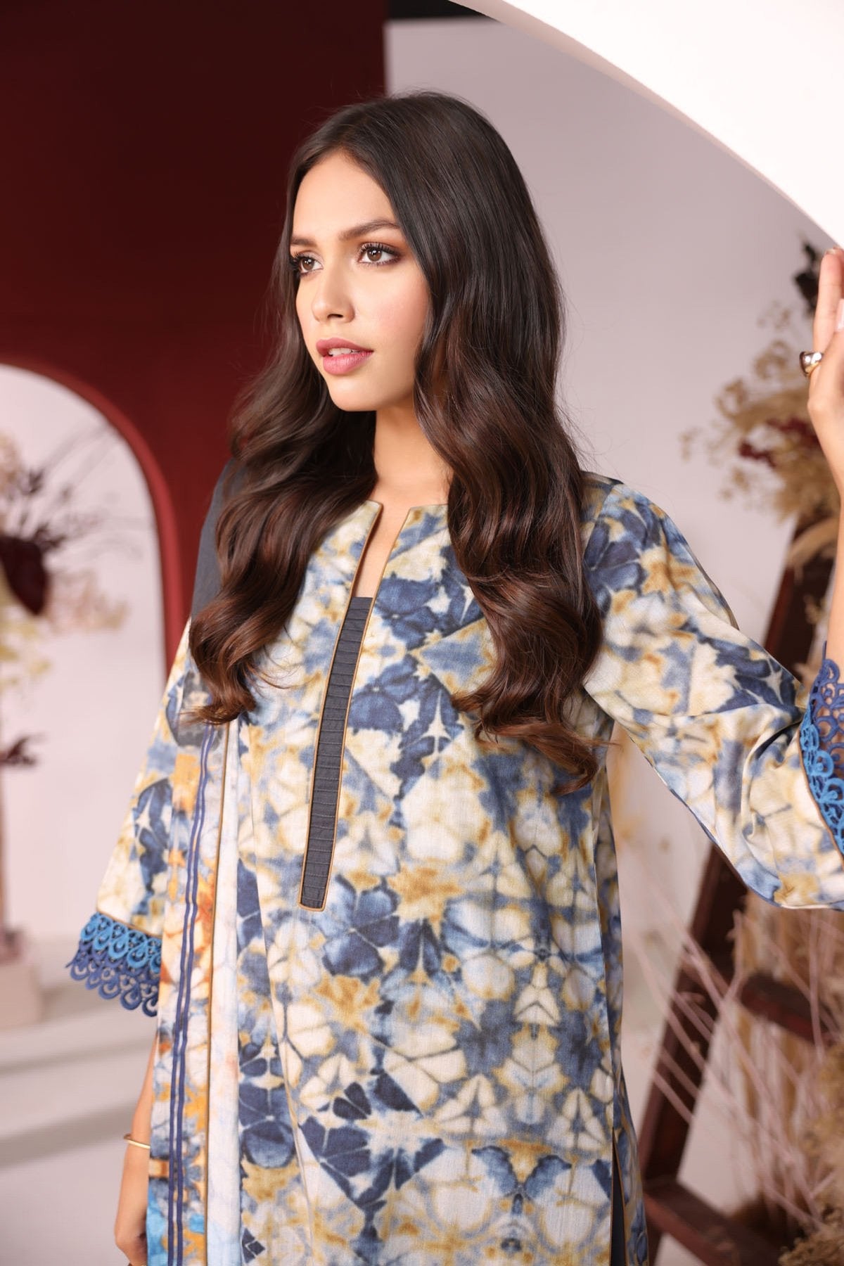 Alkaram - 3 Pc Embroidered Cambric Suit With Digital Lawn Dupatta