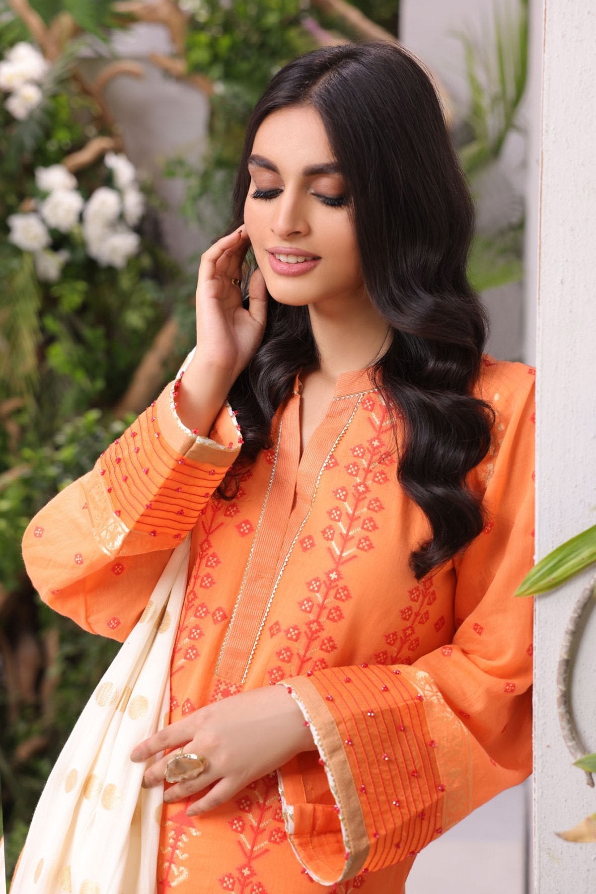 3 Pc Jacquard Suit With Jacquard Dupatta