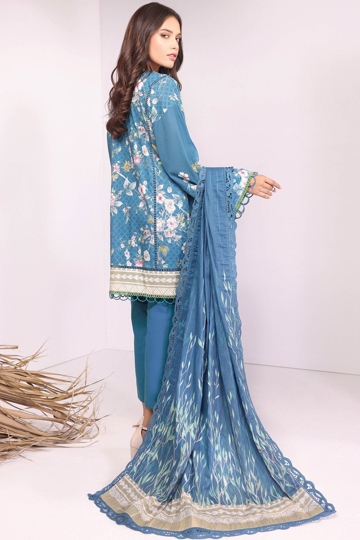 Alkaram - 3 Pc Printed Cambric Suit With Digital Doriya Dupatta