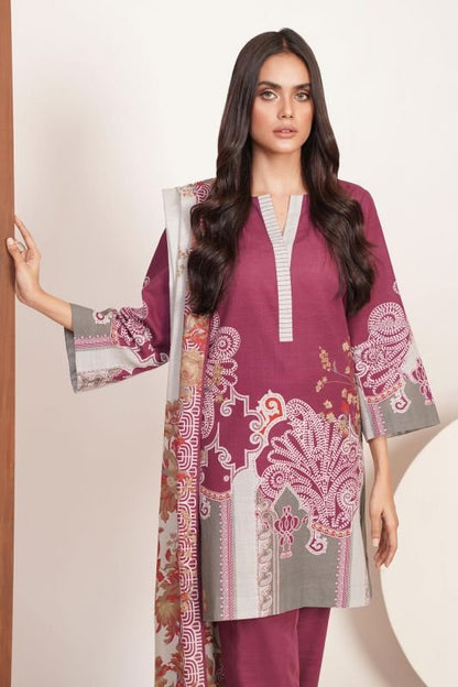 3 Piece Printed Khaddar Suit