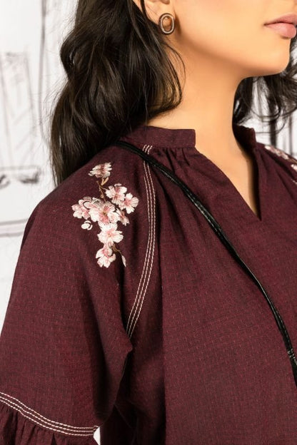 Yarn Dyed Dyed Embroidered Kurti