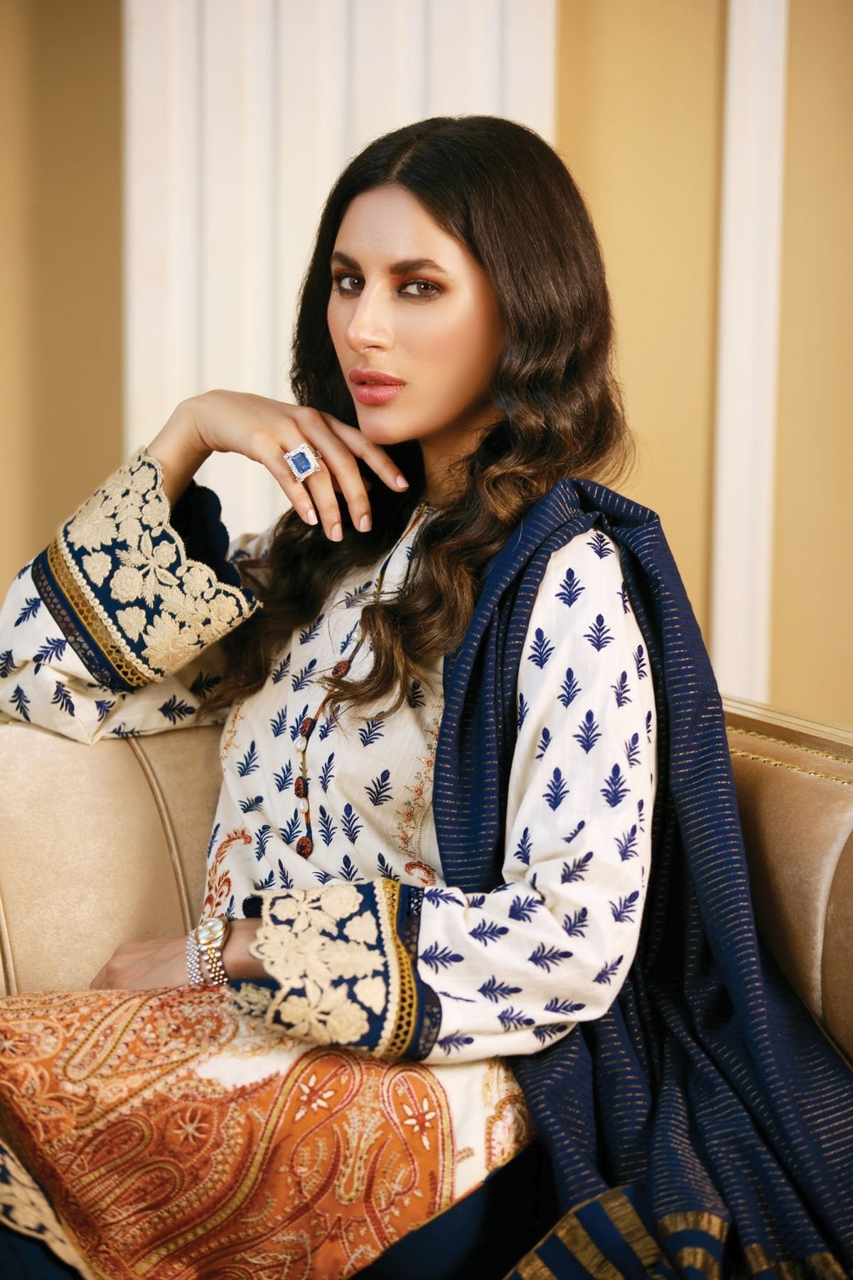 Alkaram - 3 Pc Embroidered Dobby Suit With Jacquard Dupatta