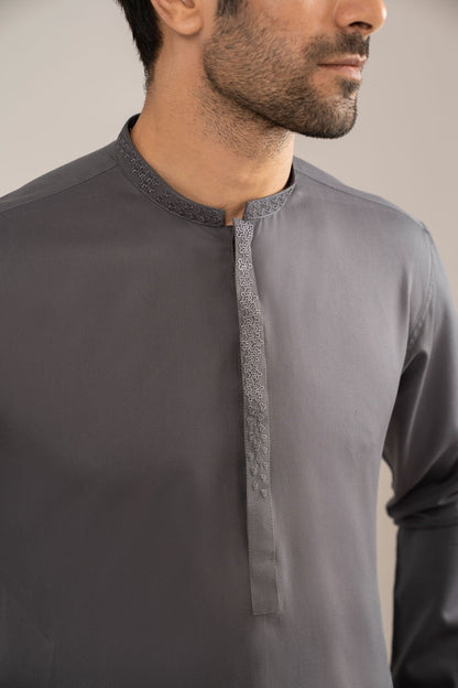 Embroidered Ribbed Cotton Shalwar Kameez