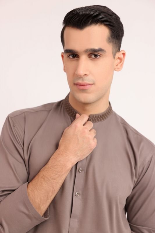 Embroidered Ribbed Cotton Shalwar Kameez