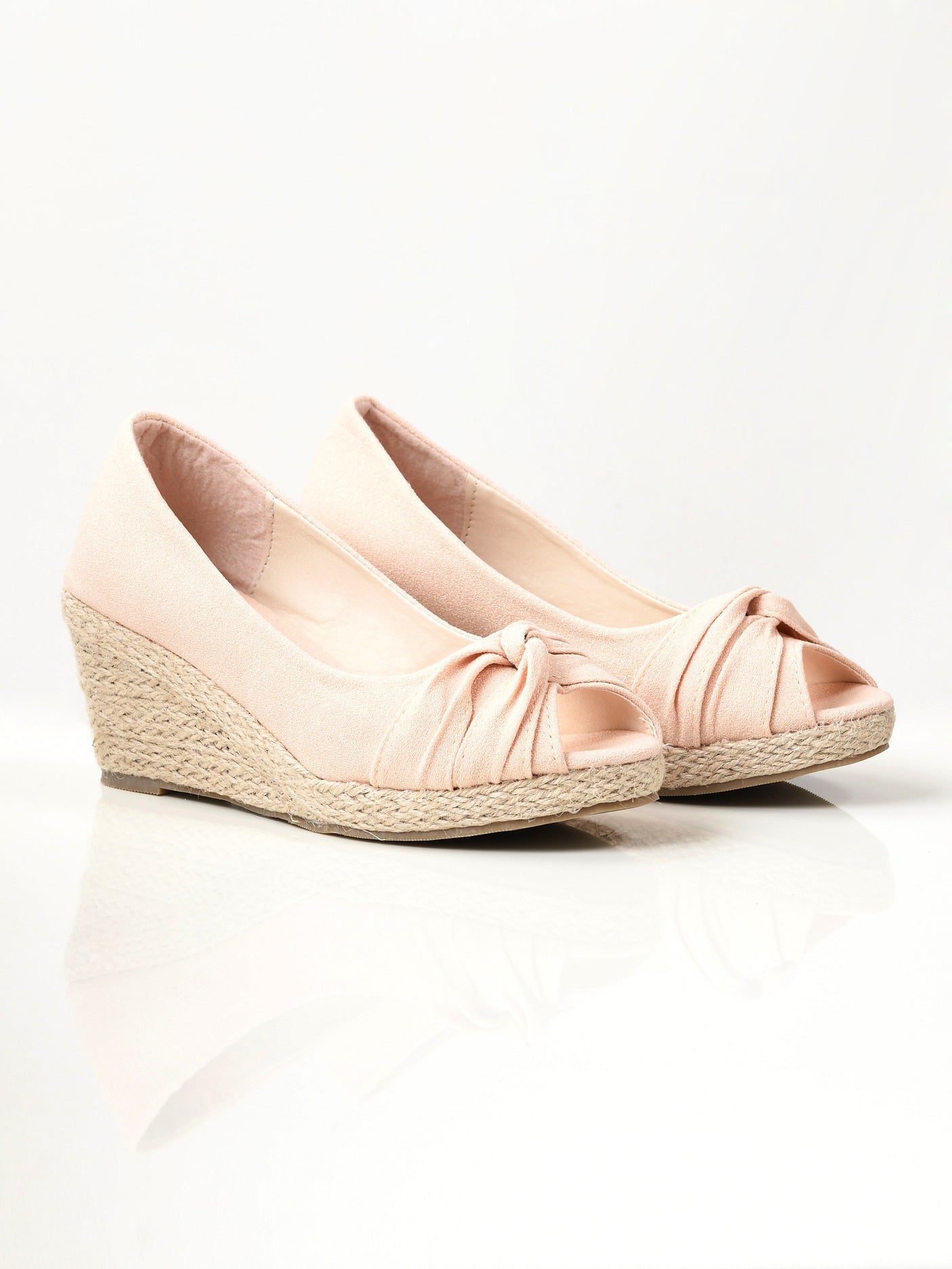 Limelight - Knotted Weave Wedges - Light Peach