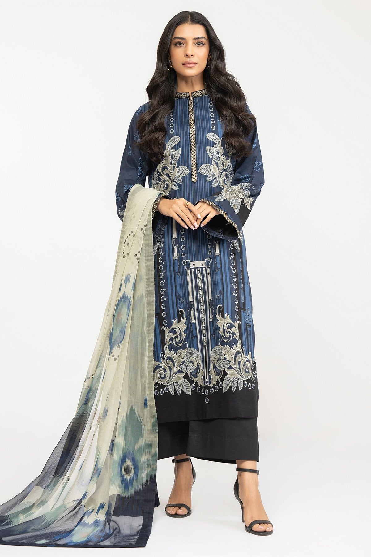 3 Pc Embroidered Lawn Suit With Chiffon Dupatta