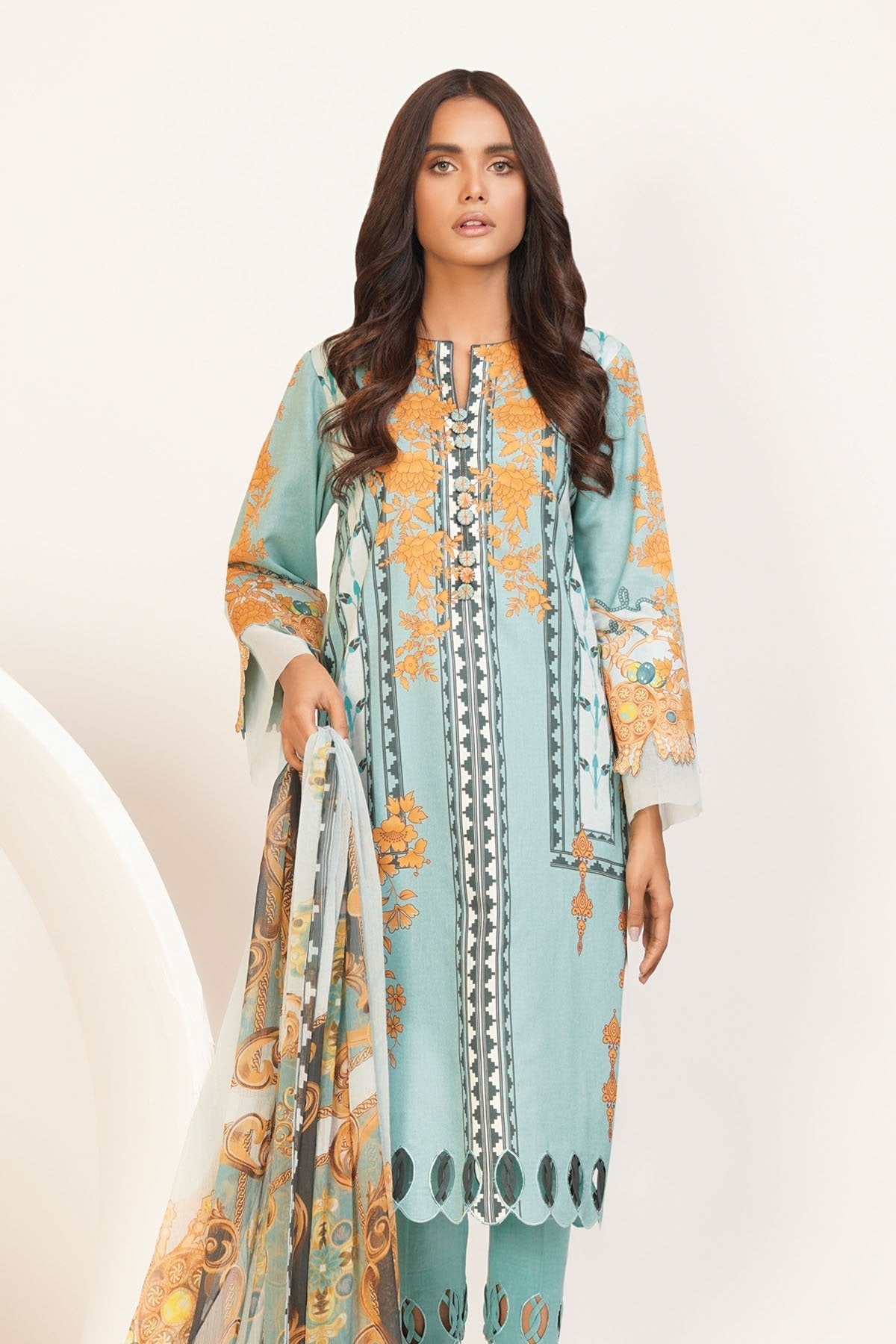 Alkaram - 3 Pc Printed Lawn Suit With Chiffon Dupatta