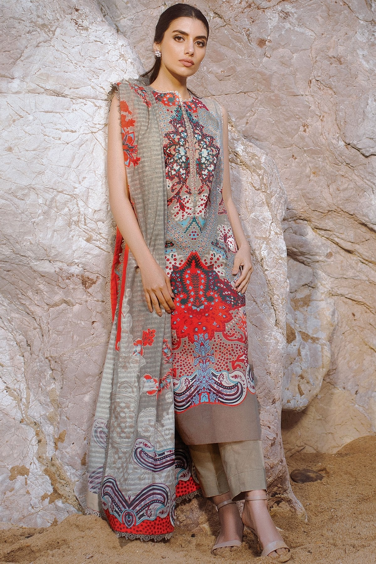Alkaram - 3 Pc Printed Lawn Suit With Lawn Dupatta