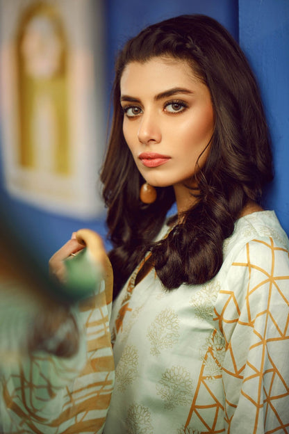 Alkaram - 3 Piece Printed Suit With Printed Silk Dupatta