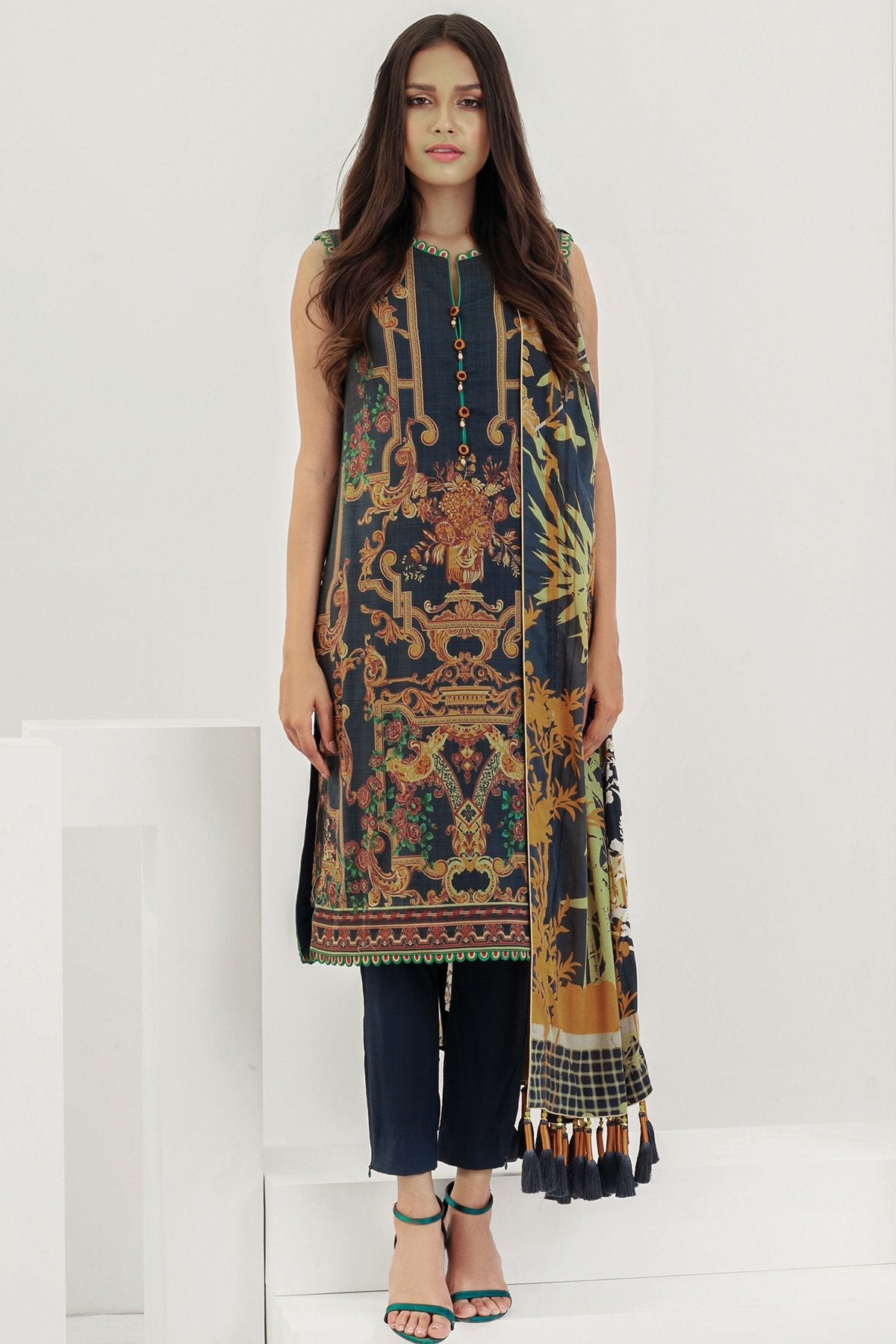 Alkaram - 3 Pc Printed Lawn Suit With Doria Dupatta