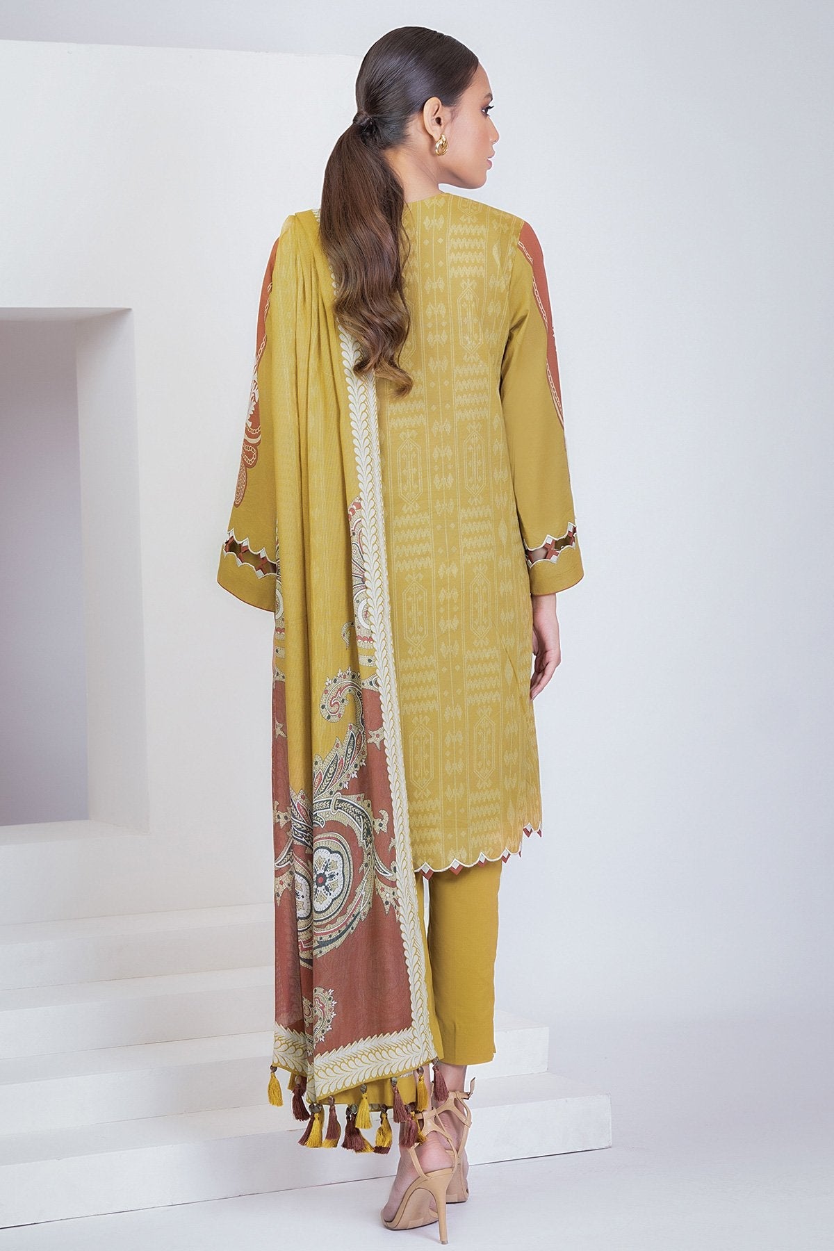 Alkaram - 3 Pc Printed Lawn Suit With Cotton Net Dupatta