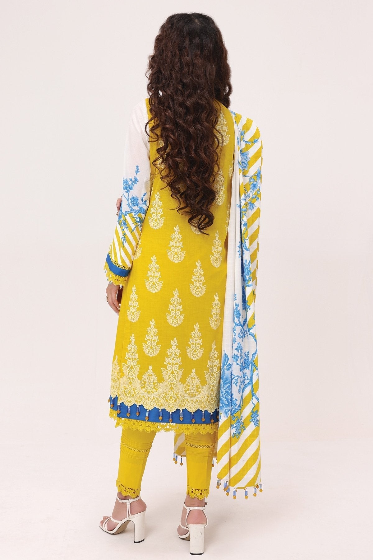 Alkaram - 3 Pc Embroidered Lawn Suit With Broshia Dupatta