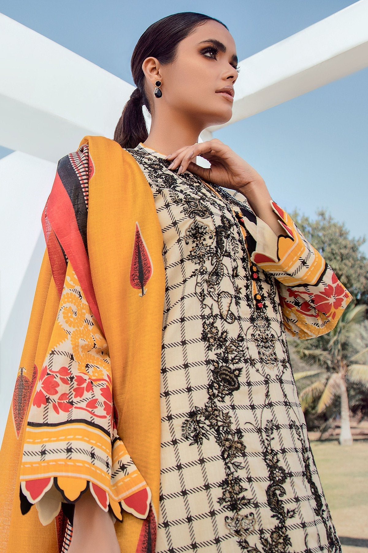 Alkaram - 2 Pc Embroidered Lawn Suit With Dyed Cambric Trousers