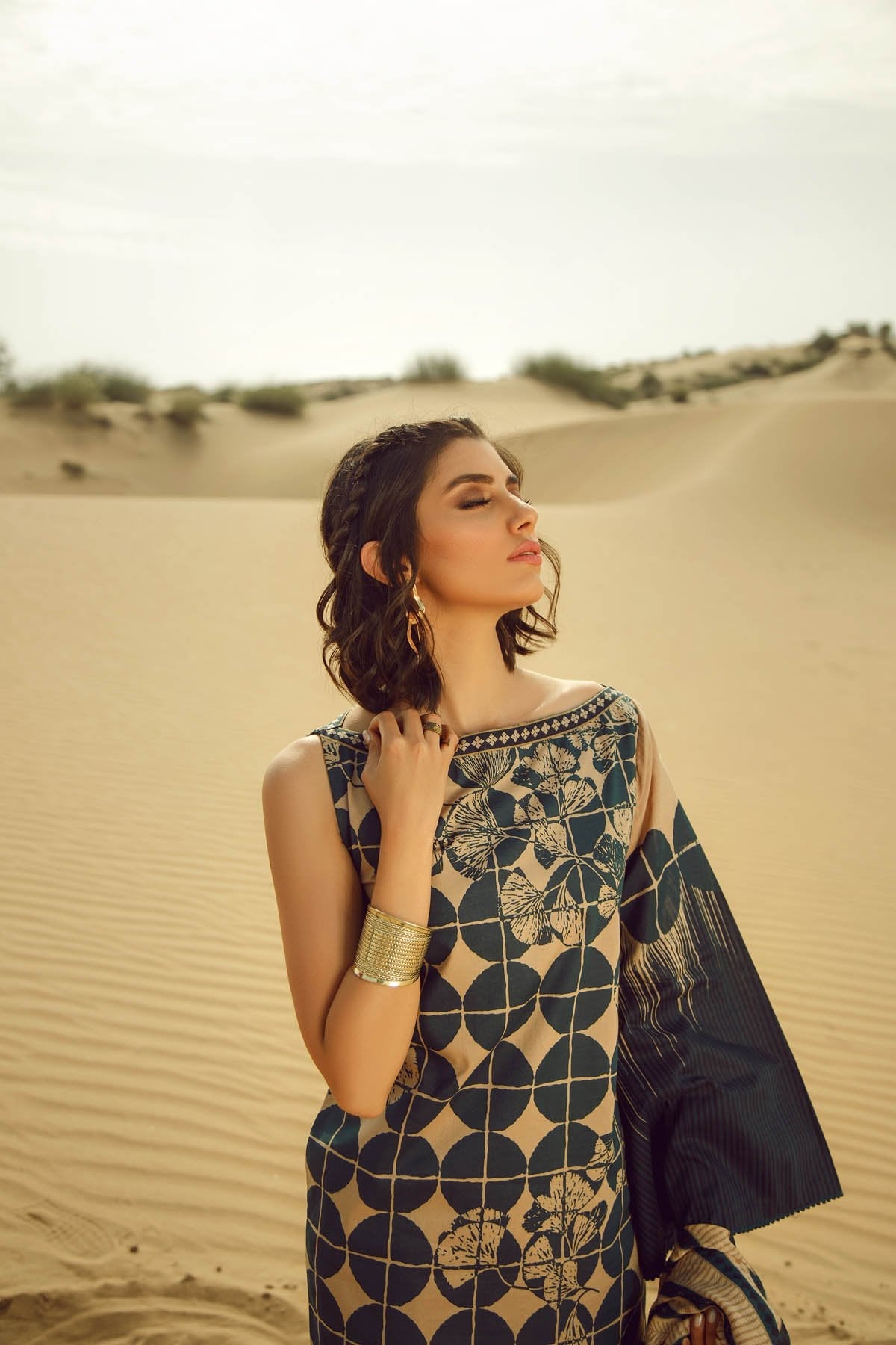 Alkaram - 3 Piece Printed Suit With Jacquard Net Dupatta