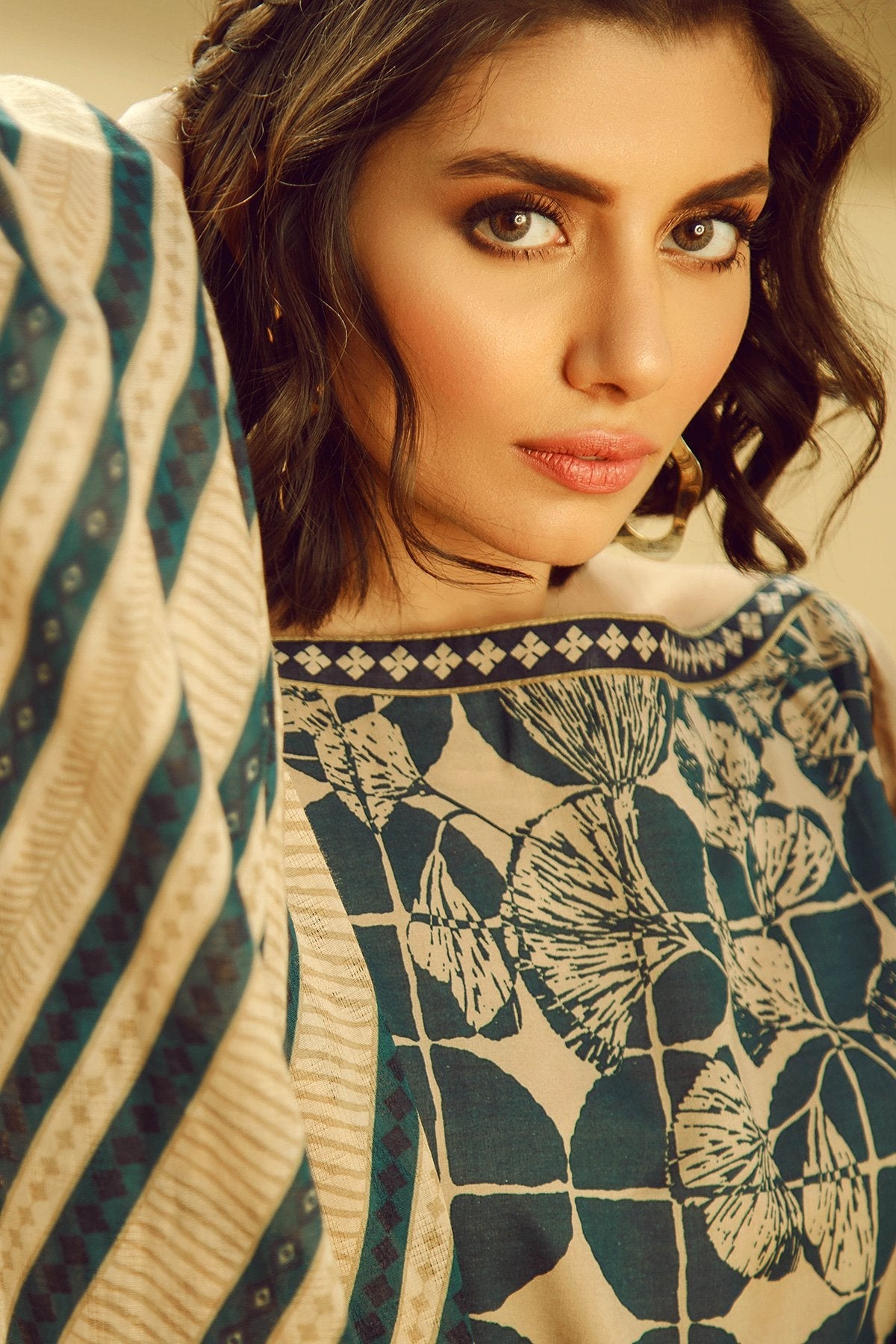 Alkaram - 3 Piece Printed Suit With Jacquard Net Dupatta