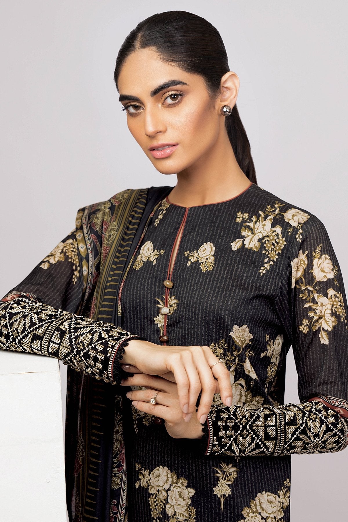 Alkaram - 3 Pc Embroidered Lawn Suit With Printed Brochia Lawn Dupatta