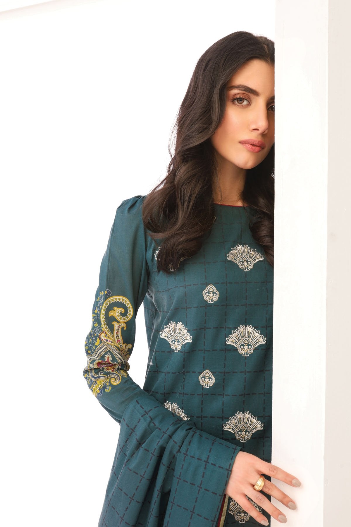 Alkaram - 2 Pc Embroidered Lawn Suit With Doria Dupatta