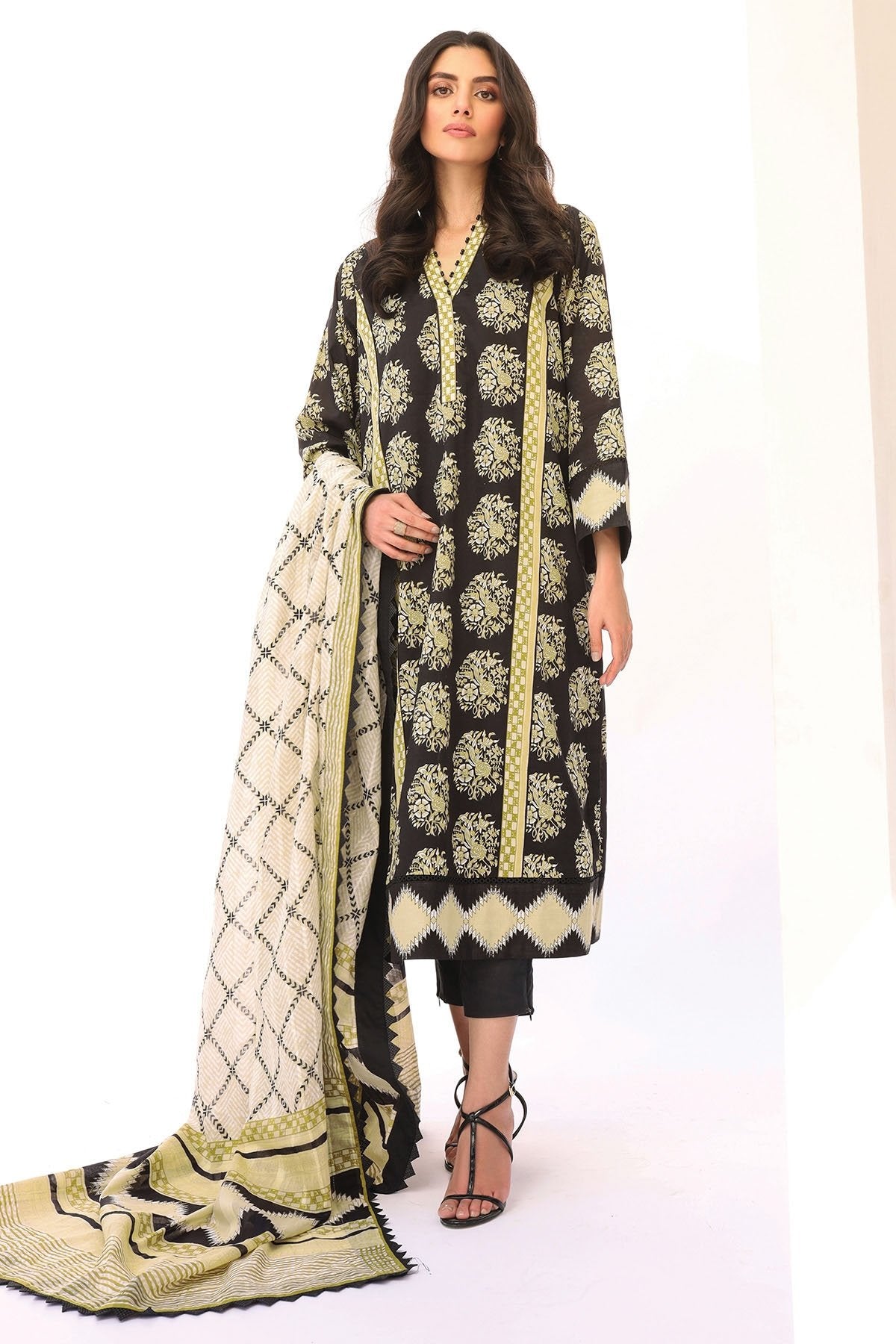 Alkaram - 2 Pc Printed Lawn Suit With Doria Dupatta