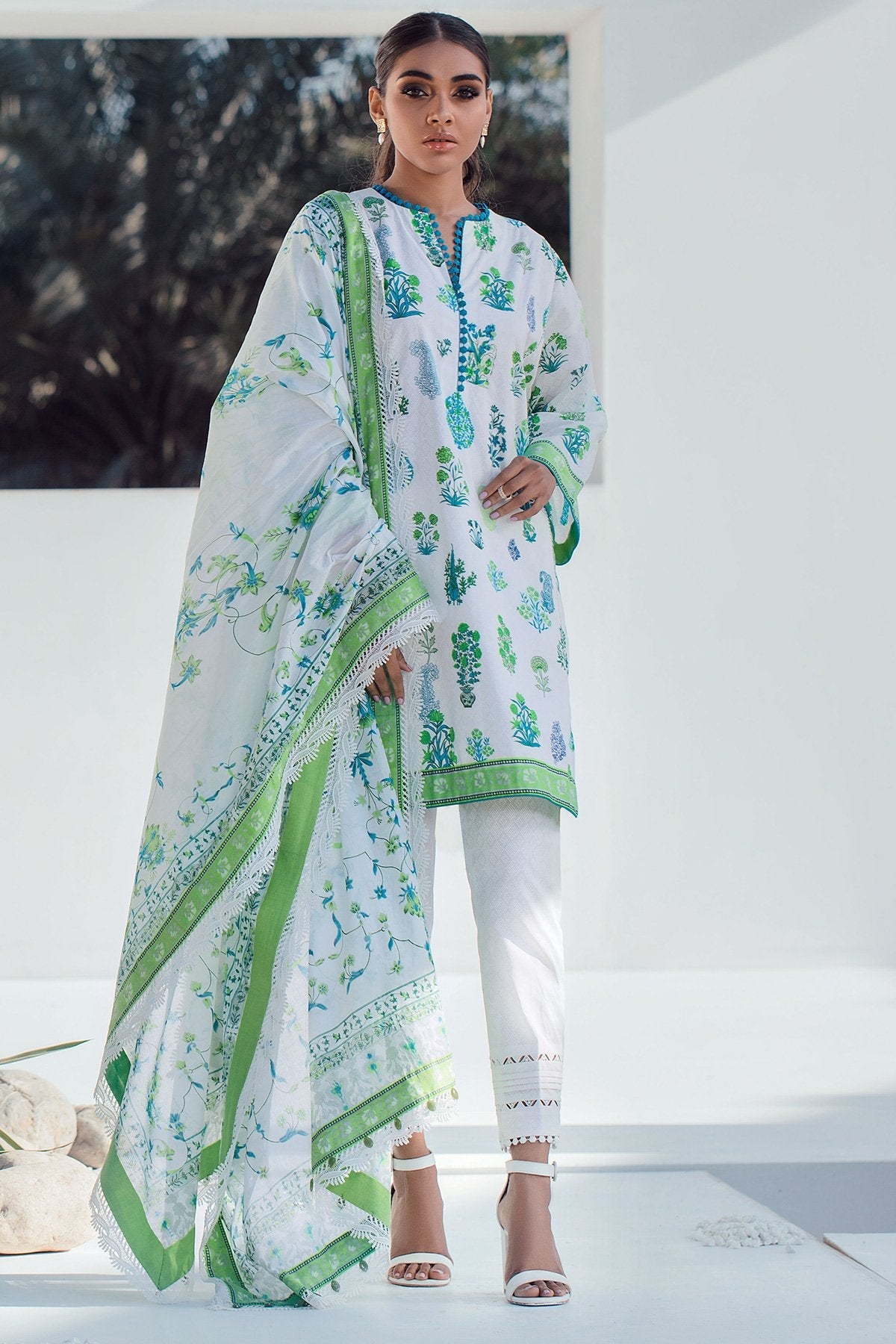 Alkaram - 3 Pc Printed Lawn Suit With Printed Lawn Dupatta