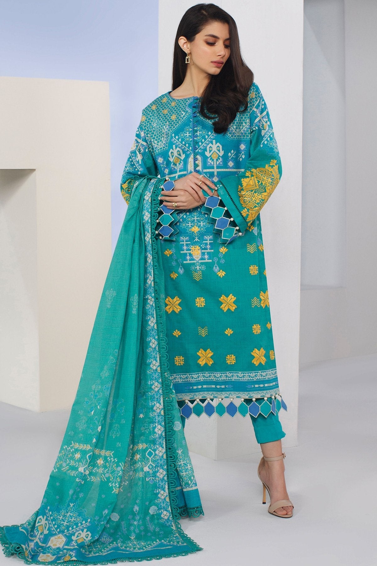 Alkaram - 3 Pc Embroidered Lawn Suit With Printed Jacquard Dupatta