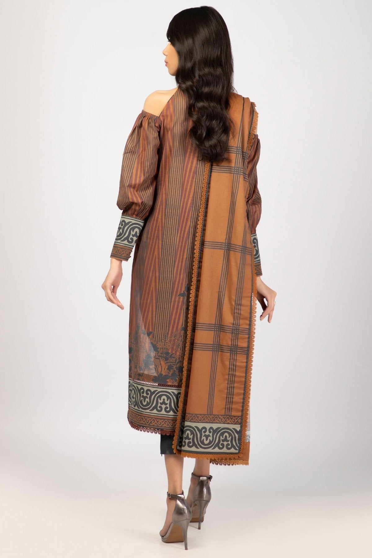 Alkaram - 3 Pc Printed Lawn Suit With Doria Dupatta